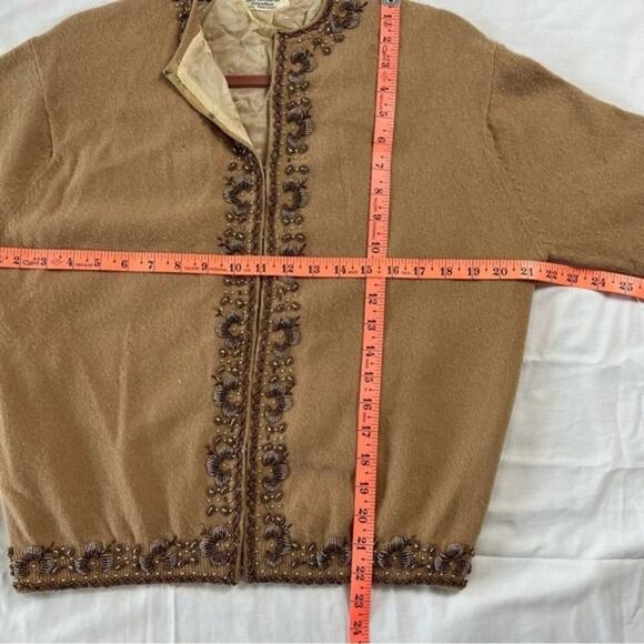 Alfred Wong Women’s Vintage Tan Hand Beaded Lined Cardigan S/M - Picture 4 of 10
